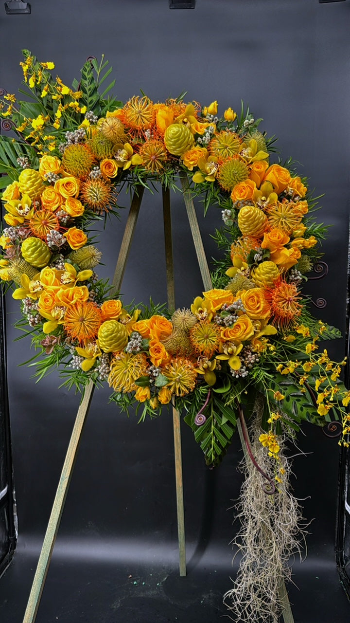 Welcome to Paradise Wreath