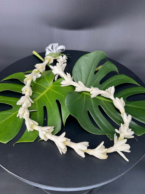 Single Tuberose Lei